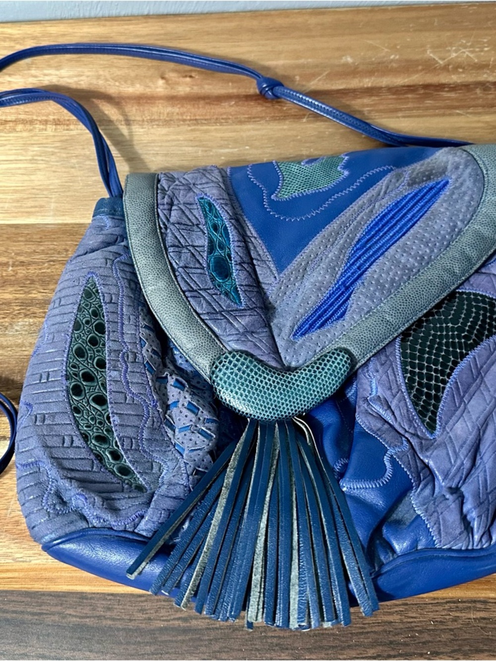 Vintage Sharif Leather Crossbody Shoulder Bag Blue Patchwork Boho 80s- Early 90s - Picture 8 of 9